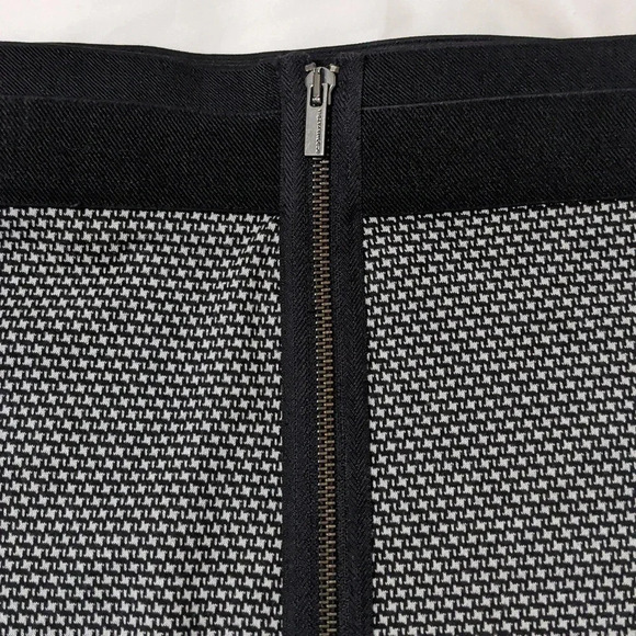 BCBGMaxAzria Pencil Skirt, Color Black/White Size XS - Picture 6 of 12